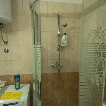 Vana Apartment